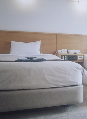 Room1