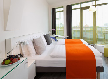 SKT Hotel Thumb 02